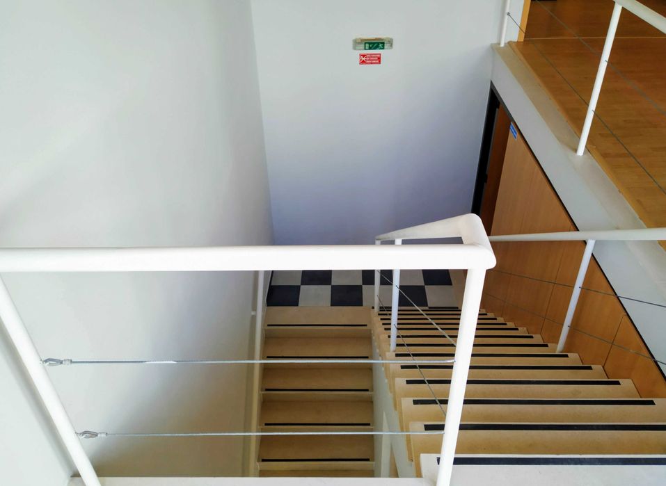 1 Armazém - Condomínio Linhó
