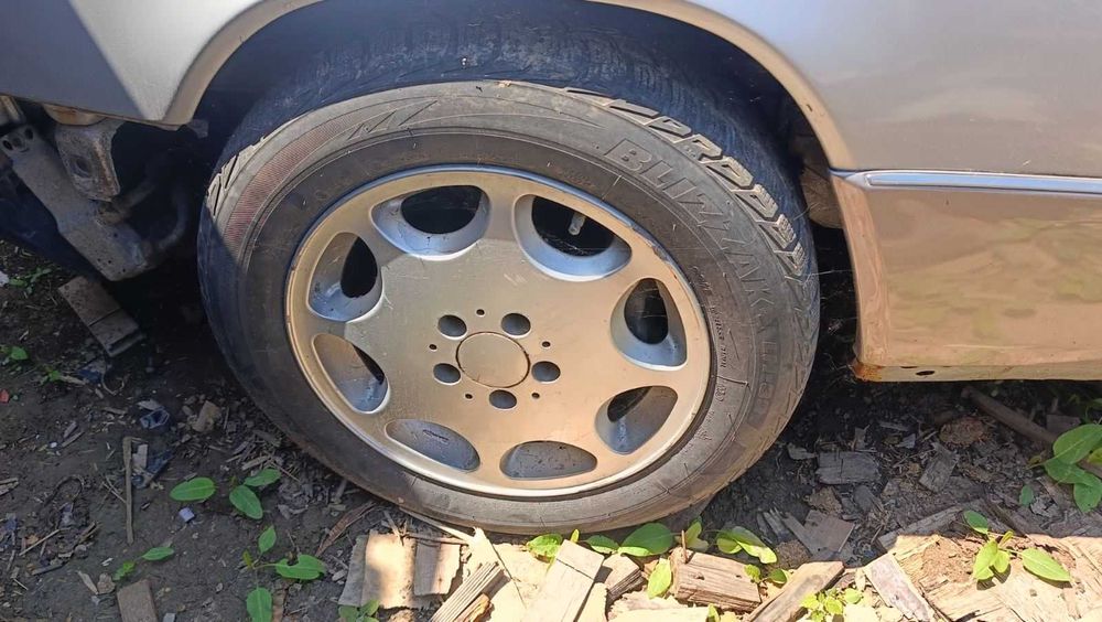 Диски с резиной W124 R16