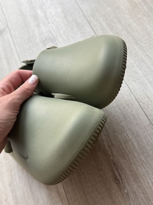 Гумові тапки клоги nike calm mule