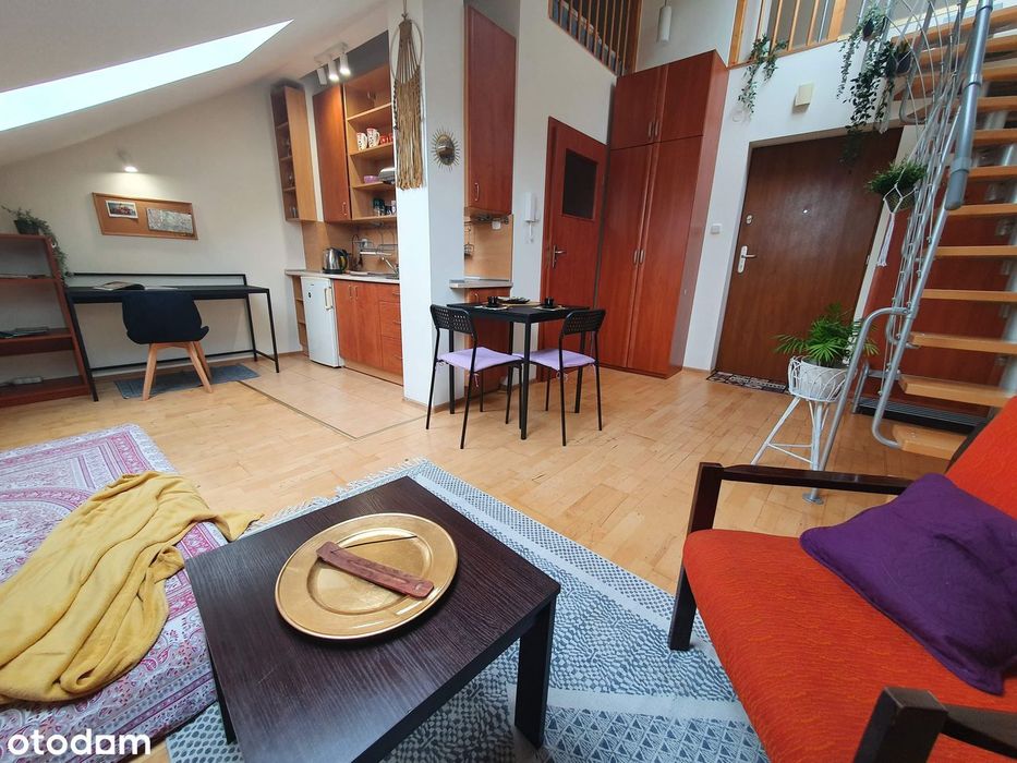 Kawalerka ul. Długa / Stare Miasto / 40 m² po podłodze / mpec, cwu ! - Widok 2