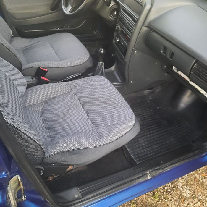 Продам авто в доброму стані 21099