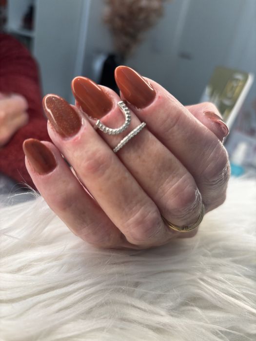 Vagas unhas de gel ou verniz gel