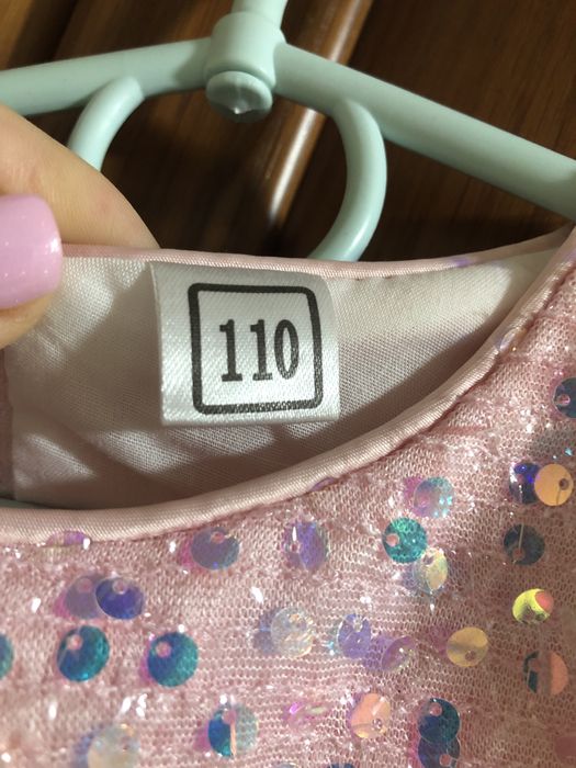 Сукня для дівчинки