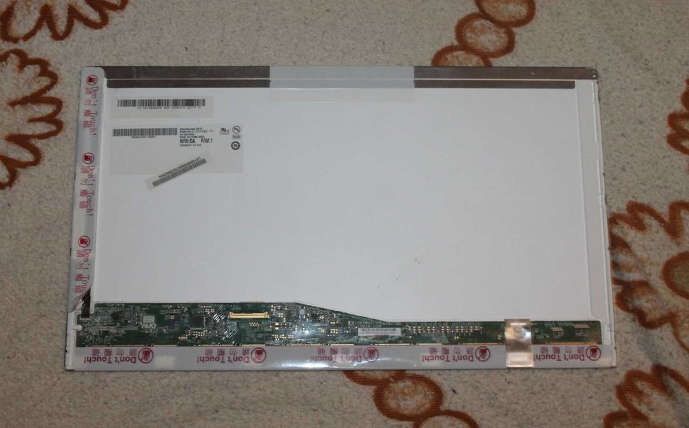 Матрица 15.6 (B156XW02 V.1)