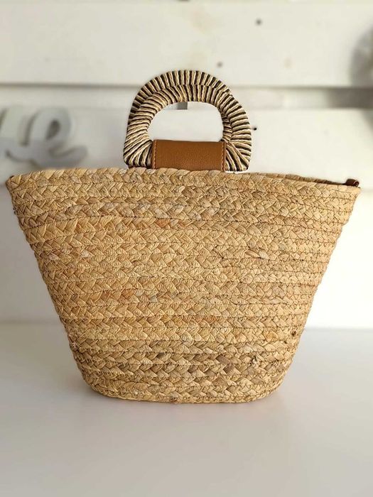 Mala Ceira em Palha Natural e aplique de Pedrinhas Coloridas