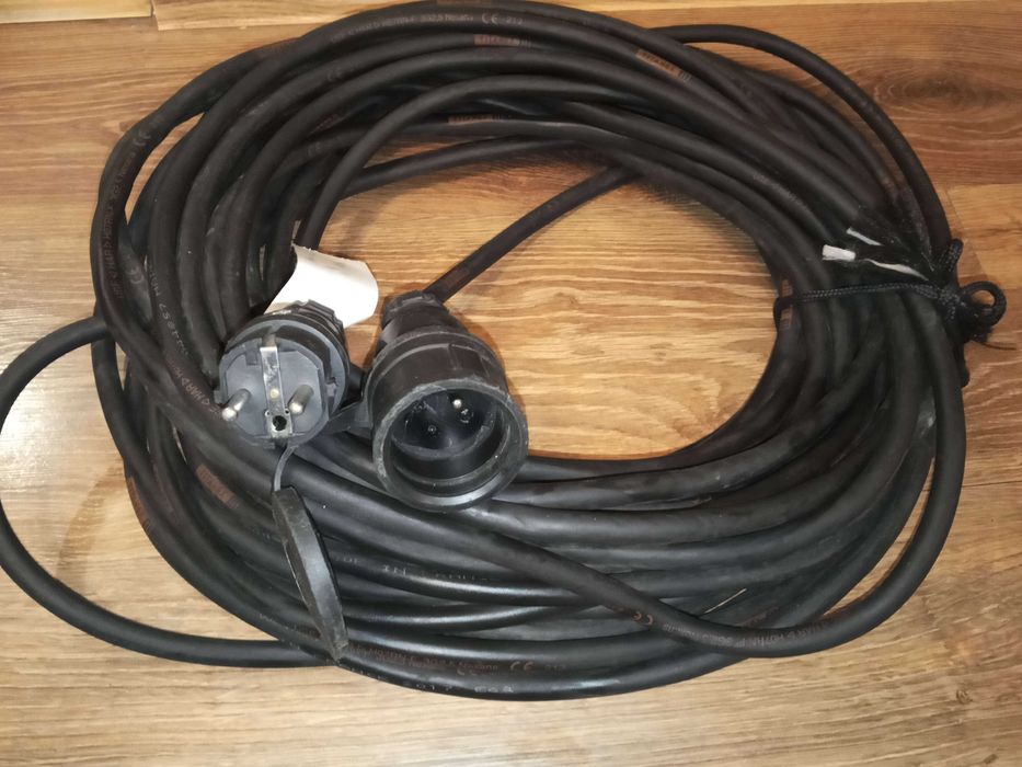 Przedłużacz budowlany 25m TITANEX H07RN-F 3G2.5 (Nexans) Guma