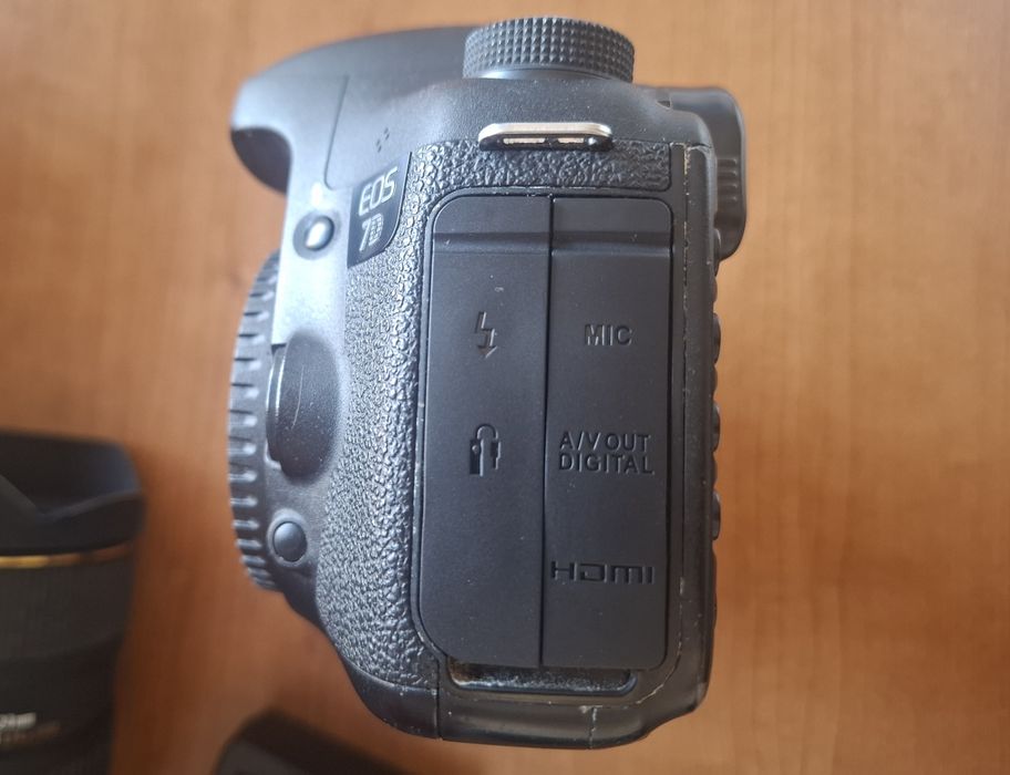 Camera fotográfica Canon 7d