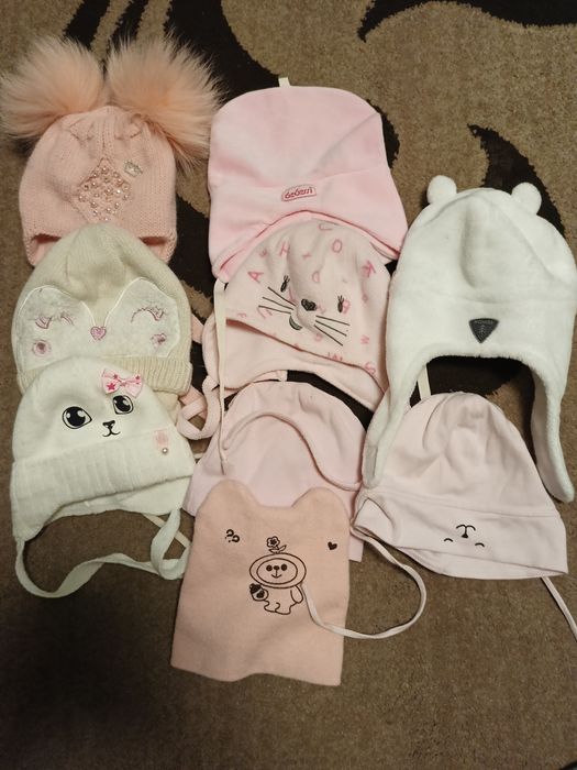 Шапочки для дівчинки