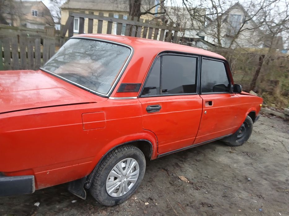 Ваз 2105 продам кузов ходова гарному  стані треба робити мотор