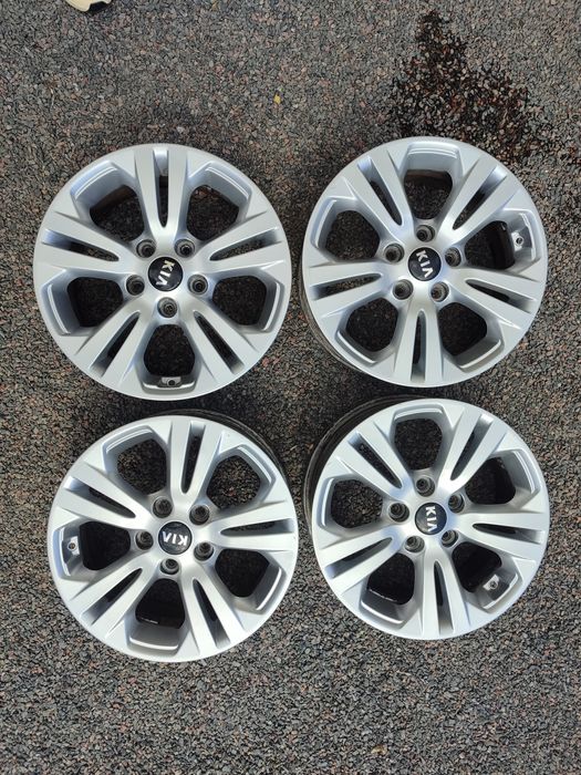 Диски  R-16. 5×114.3 J-6.5 ET-42.5 Dia-67.1