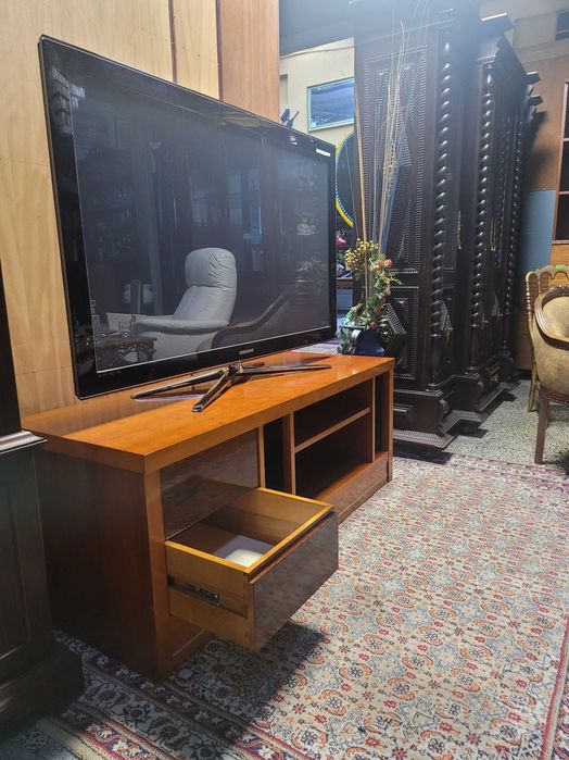 Móvel de TV em madeira - óptimo estado