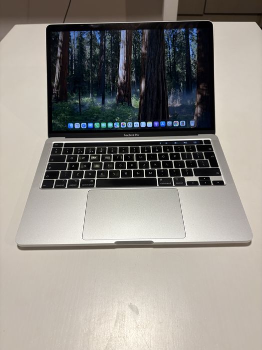 MacBook Pro 13 2020 i7 10gen / 32GB RAM /512GB SSD/ 82 CYKLI BATERII