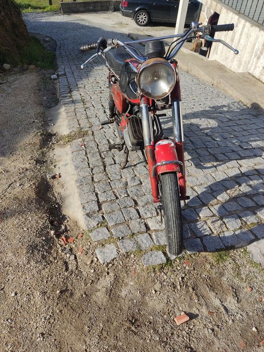 1050 €  Sachs EFS GT SUPER já com decomento único, selim encapado, aros e raios novos