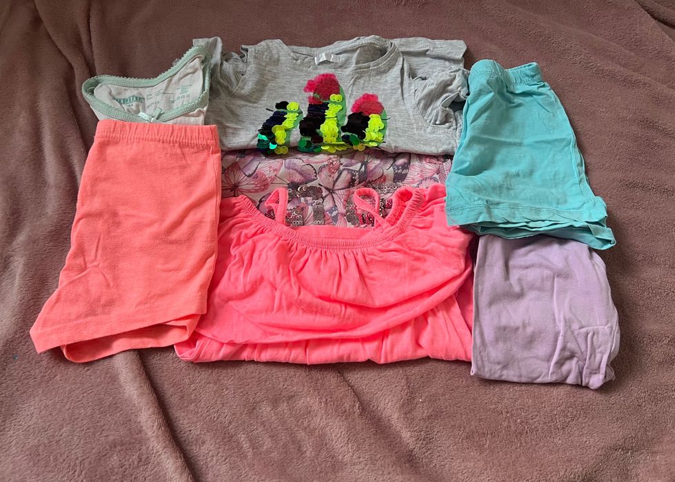 Ubranka dla dziewczynki 98/104