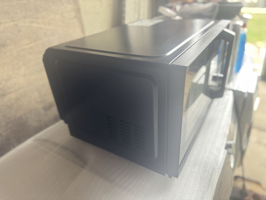 Мікрохвильова піч