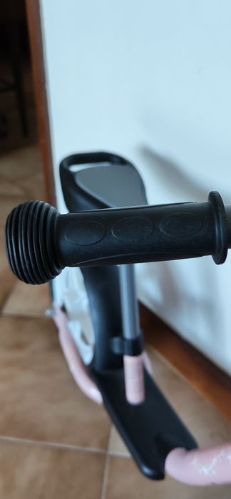 Bicicleta de equilíbrio Playtive rosa como nova