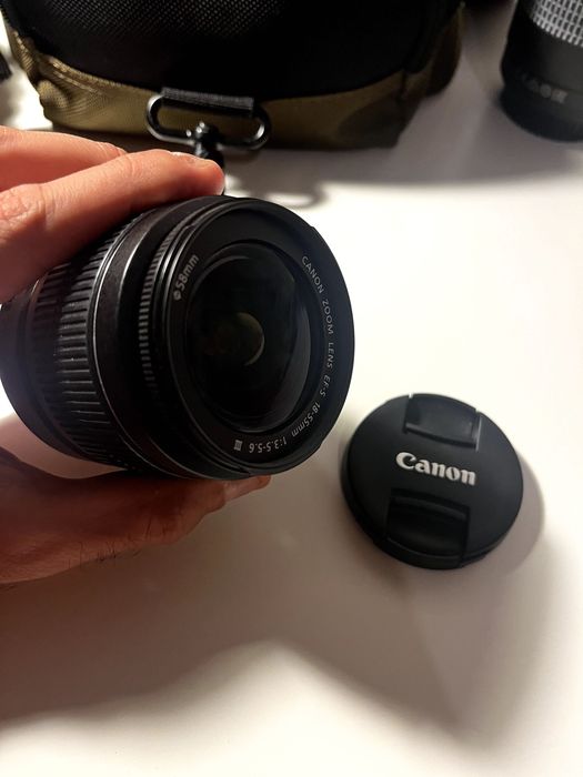 Canon 100D + Objetiva 18-55 + Objetiva 75-300 - Excelente Estado