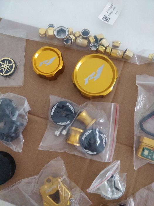 Vários acessórios mota Yamaha R1