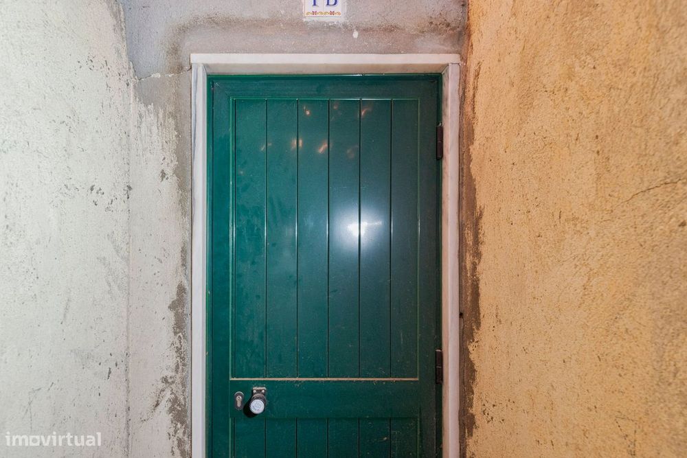 Paivas / Amora - Apartamento T3 Com Garagem