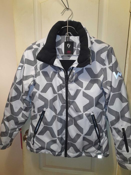 Капюшон фирмы She is Amazing