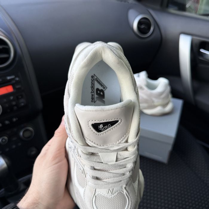 Жіночі кросівки нюбеланс бежеві New balance 9060 Beige Leopard
