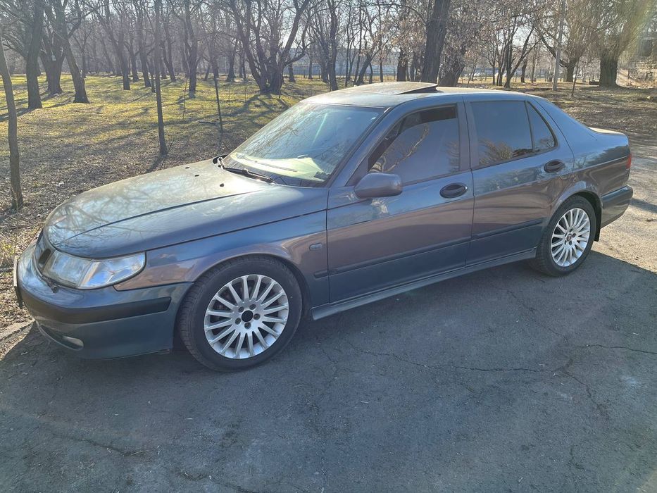 Автомобиль Saab 9⁵