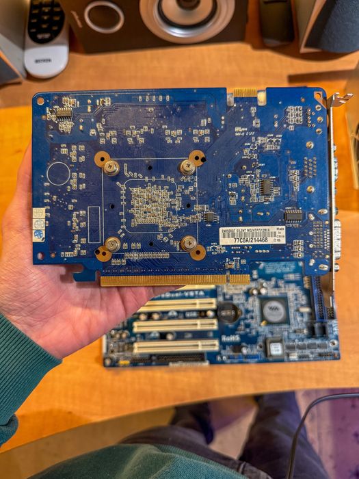 Bundle Motherboard AsRock 4CoreDual-Vsta LGA775 + CPU + GPU + PSU