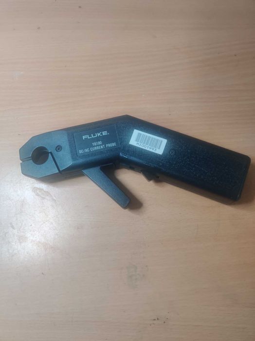 Fluke Y8100 Current Probe AC/DC