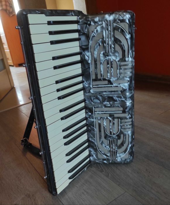 Akordeon Hohner Verdi IIIB