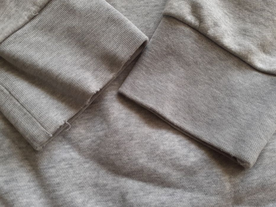 Szara bluza kangurka z kapturem Adidas XL