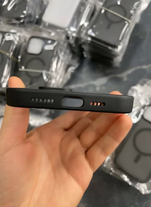 Чохол iPhone 14 Pro Black Matte з MagSafe - гібридний захист