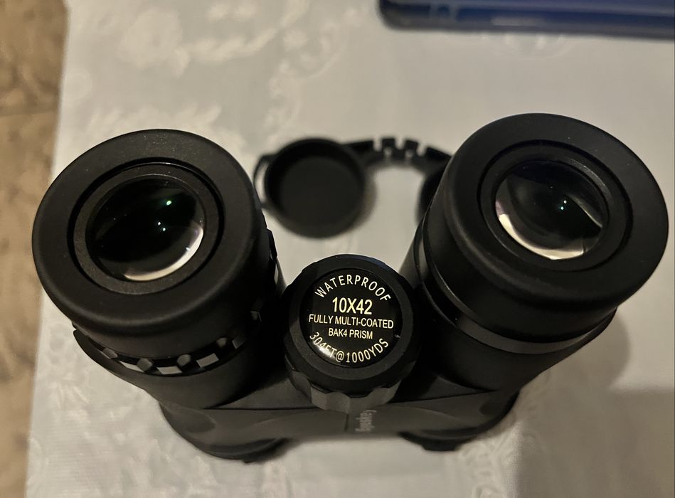Водонепроницаемый бинокль Eyeskey Professional 10x42 (Полный комплект)