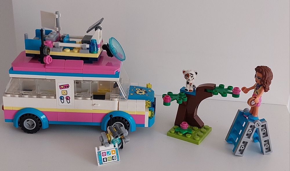 Zestaw Lego Friends 41 333 furgonetka Oliwii