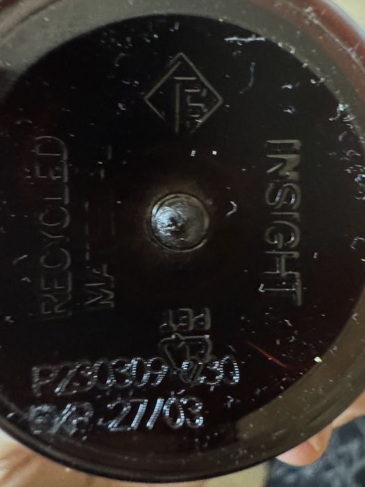 Лот косметики ( креми, помада )