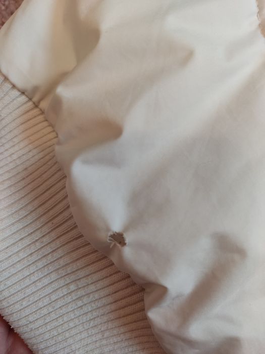 Курточка белого цвета