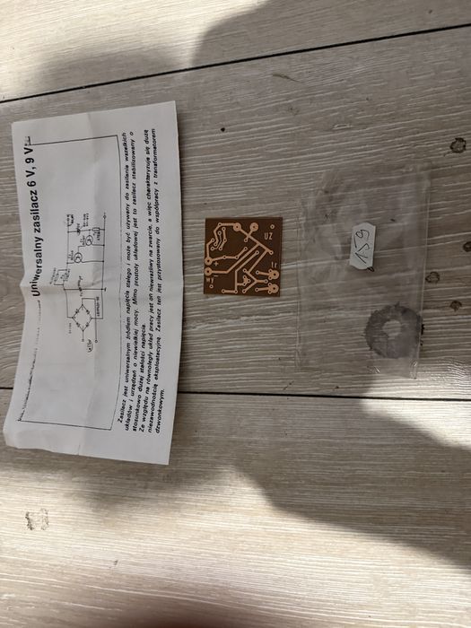 Sprzdam po 10 pakietow plytek, kazdy pamiet 5 zl
