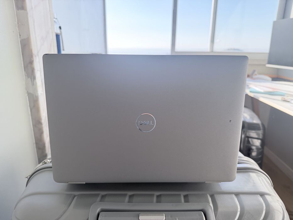 Dell Latitude 5320 -Core i5