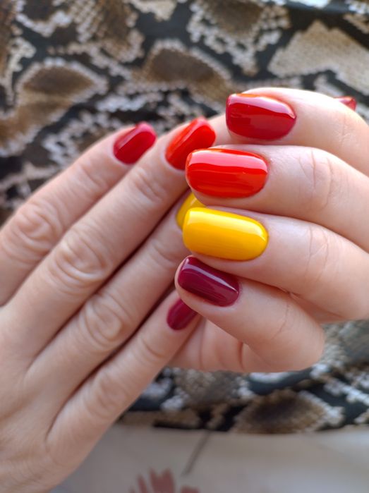 Manicure hybrydowy 75 zł
