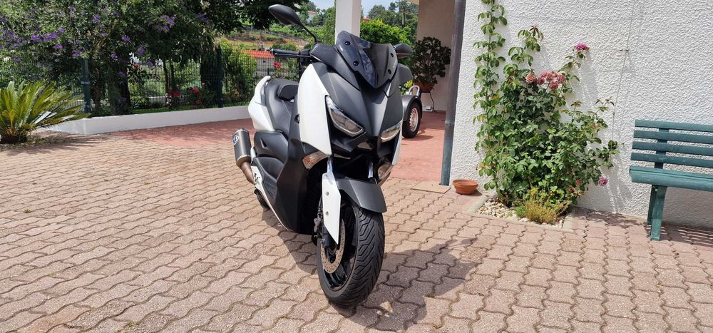 Yamaha X-Max 300 em muito bom estado, Extras, Revisões em dia