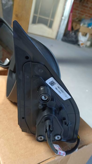 зеркало ліве , або праве outlander XL 9 контактів фішка