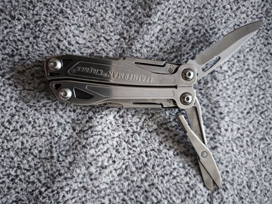 Multitool leathetman wingman