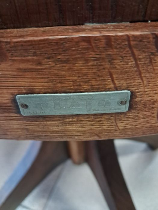 Cadeira giratoria Olaio