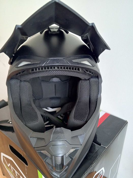 Kask motocyklowy w bardzo dobrym stanie