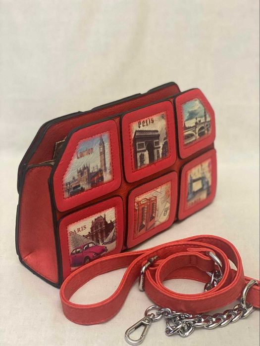 Оригинальный клатч в двух цветах