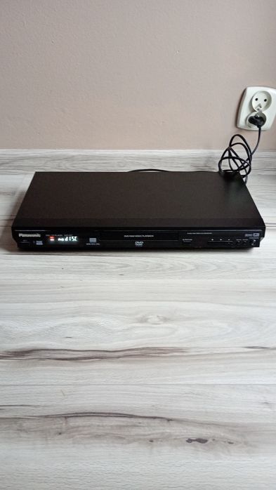 Odtwarzacz DVD Panasonic S27