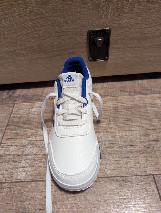 Кросівки Adidas 38 розмір