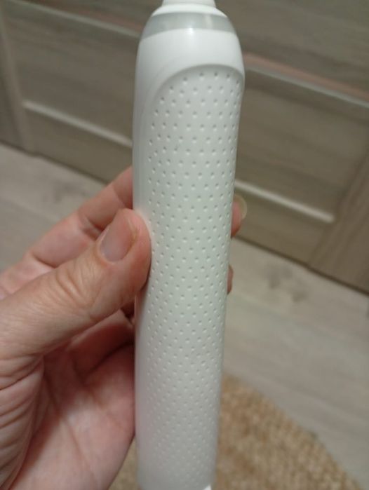 Електрична зубна щітка Braun Oral B Pro series