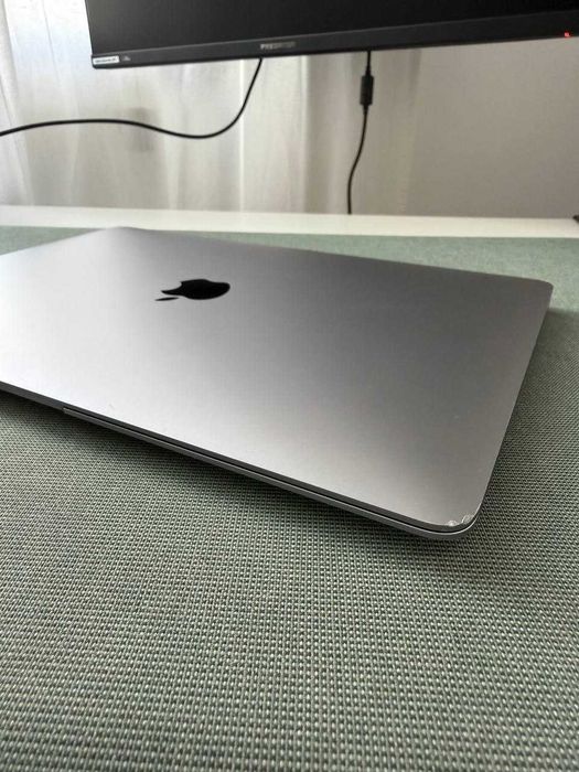 MacBook Air M1, 2020