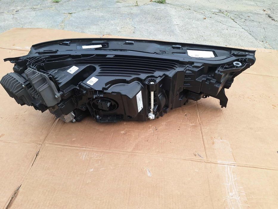 Фара ліва BMW iX Laser