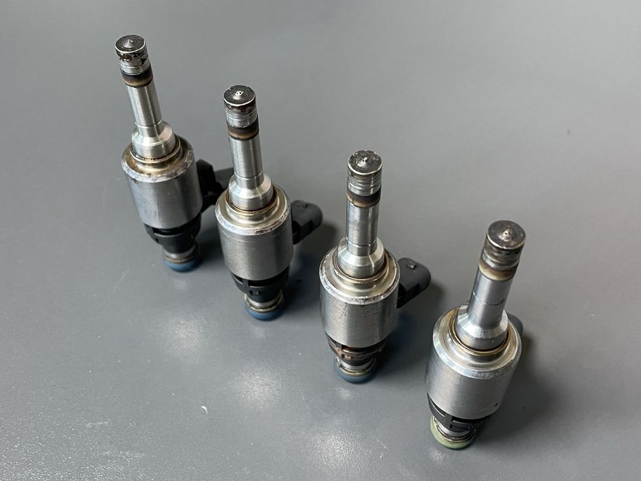 Паливна Форсунка 2.0 TFSI TSI Audi Q5 8R Ауді Ку5 Кю5 Розборка Шрот